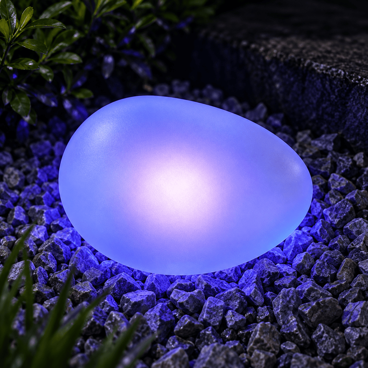 solar cobblestone garden light distinct style view