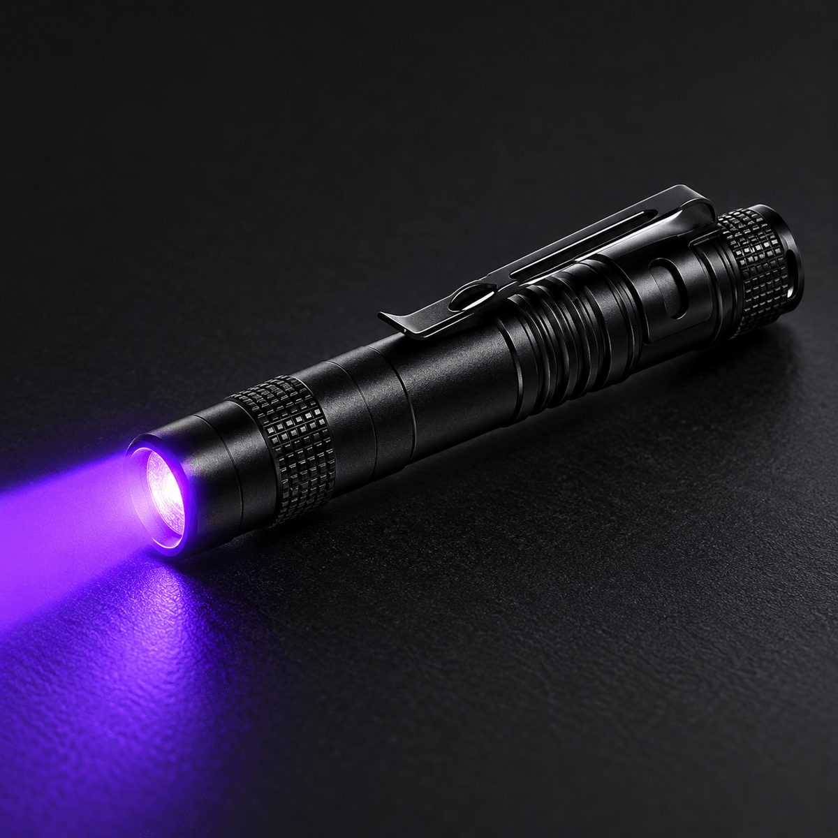 395nm UV Flashlight with Adjustable Focus StyleC